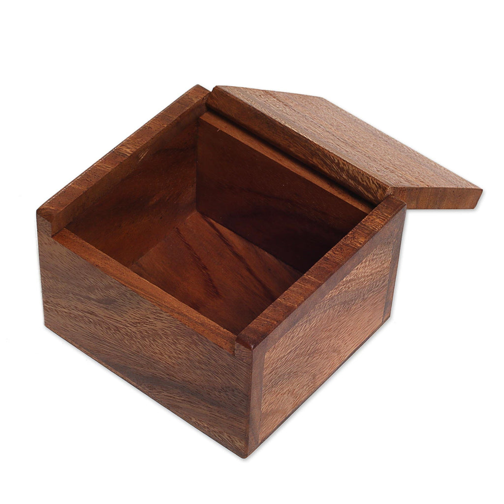 Handcrafted Suar Wood Gecko Decorative Box - Protective Gecko